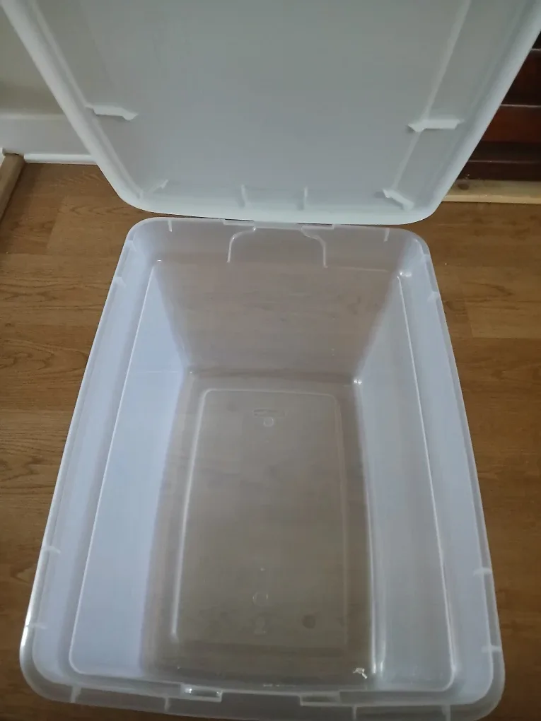 Clear Storage Bin with lid image indicator(3)
