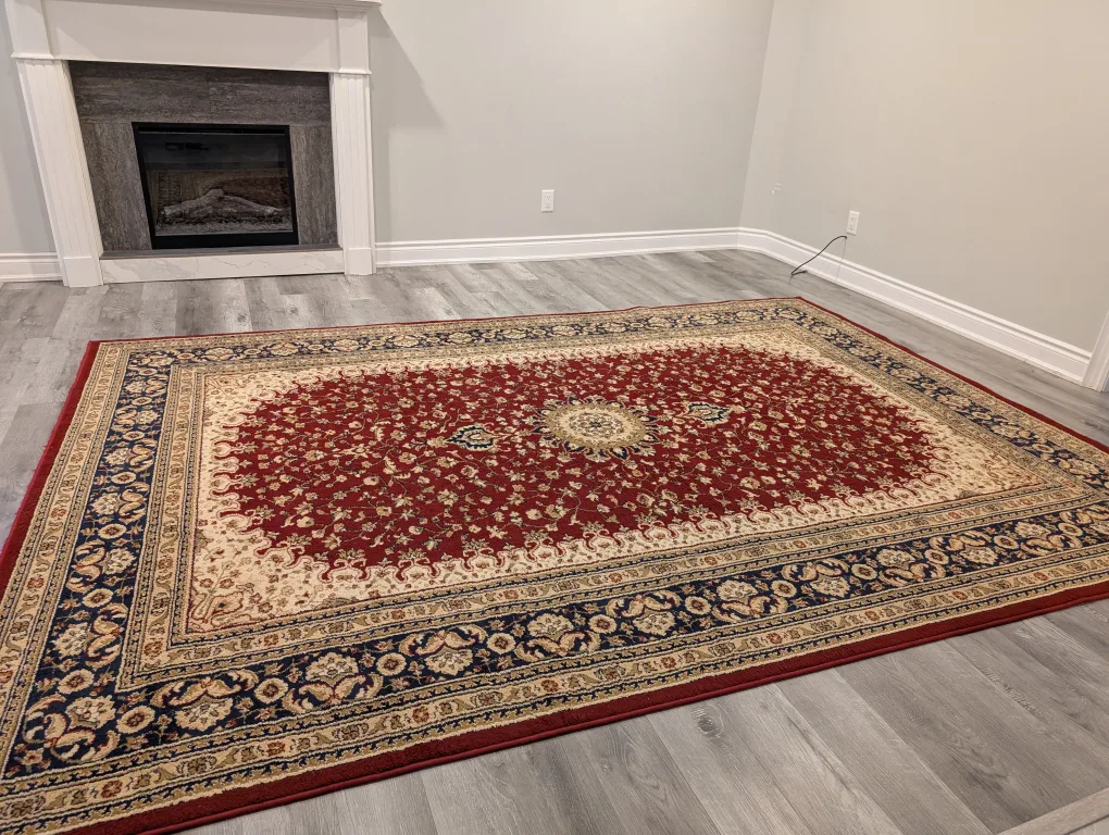 Red Oriental Rug image indicator(2)