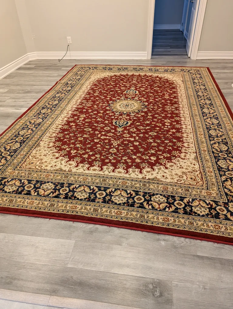 Red Oriental Rug image indicator(3)
