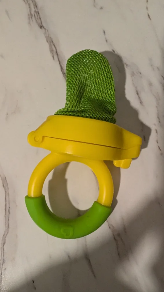 Munchkin Fresh Food Feeder thumbnail