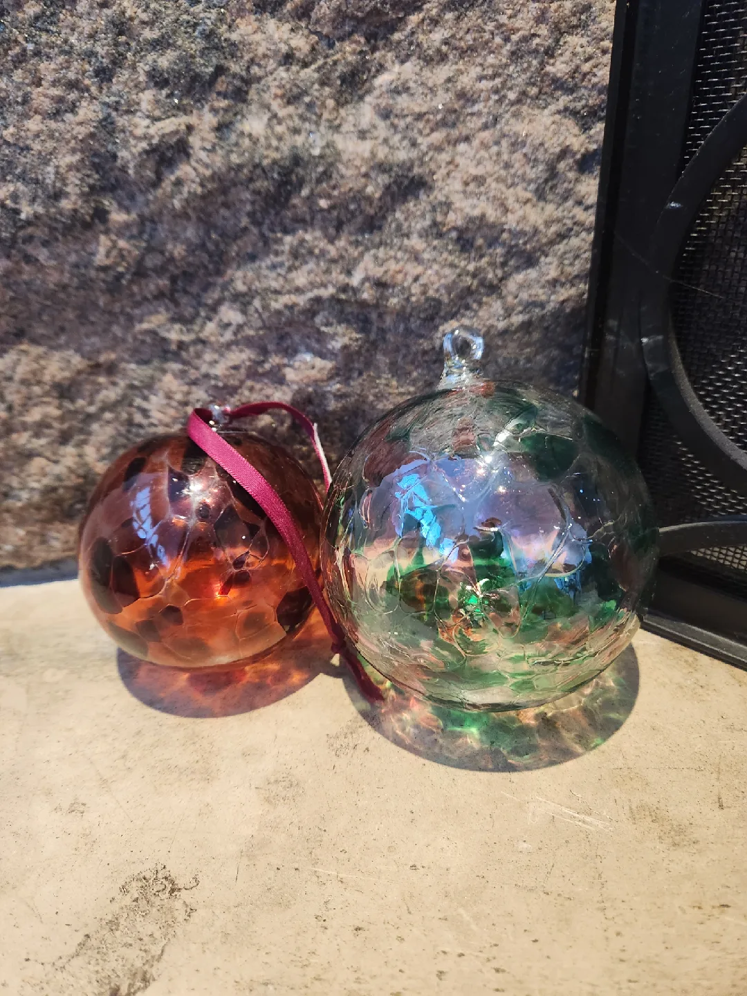 Hand Blown Glass Ornaments image indicator(3)