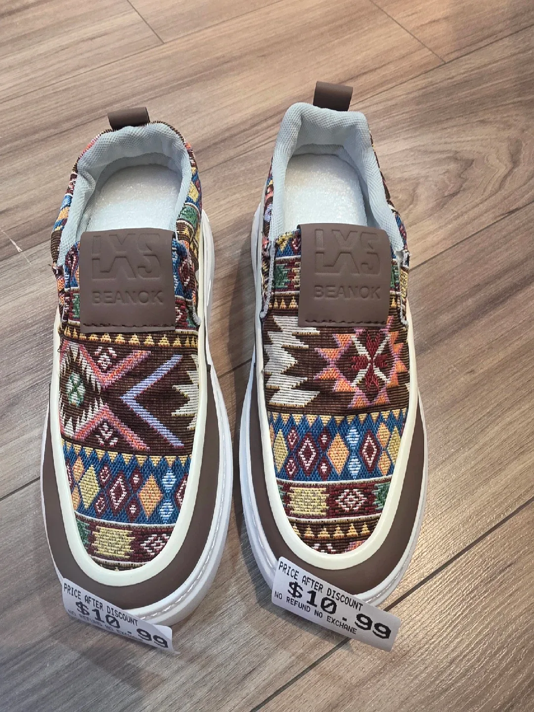 shoes for 3$ image indicator(5)