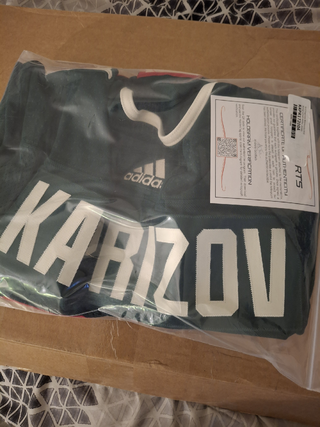 Autographed NHL Jersey's - photo 2