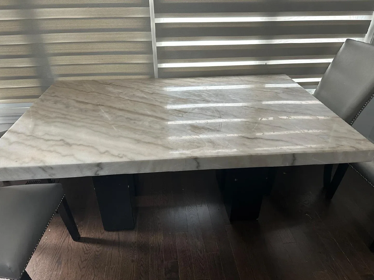 Marble Dining Table with Chairs image indicator(3)