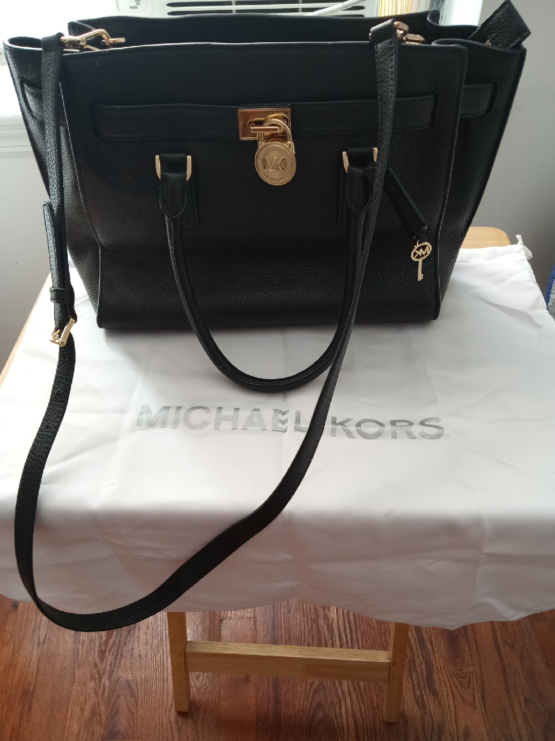Michael Kors Black Leather Satchel - photo 2
