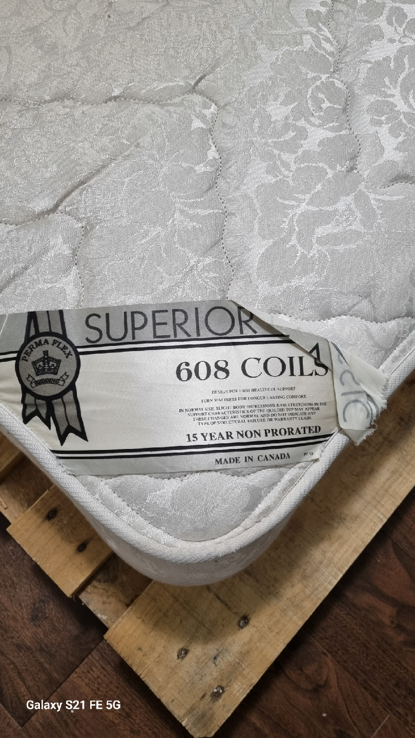 Double size Perma Flex Superior Mattress - 608 Coils - photo 2