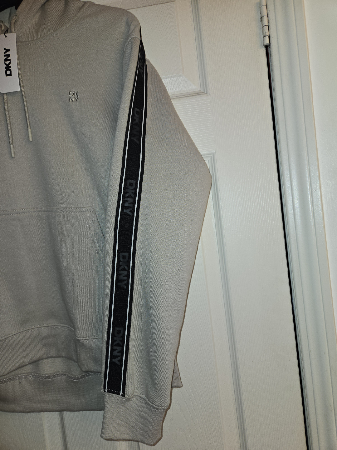 BNWT Men's DKNY Hoodie - photo 2