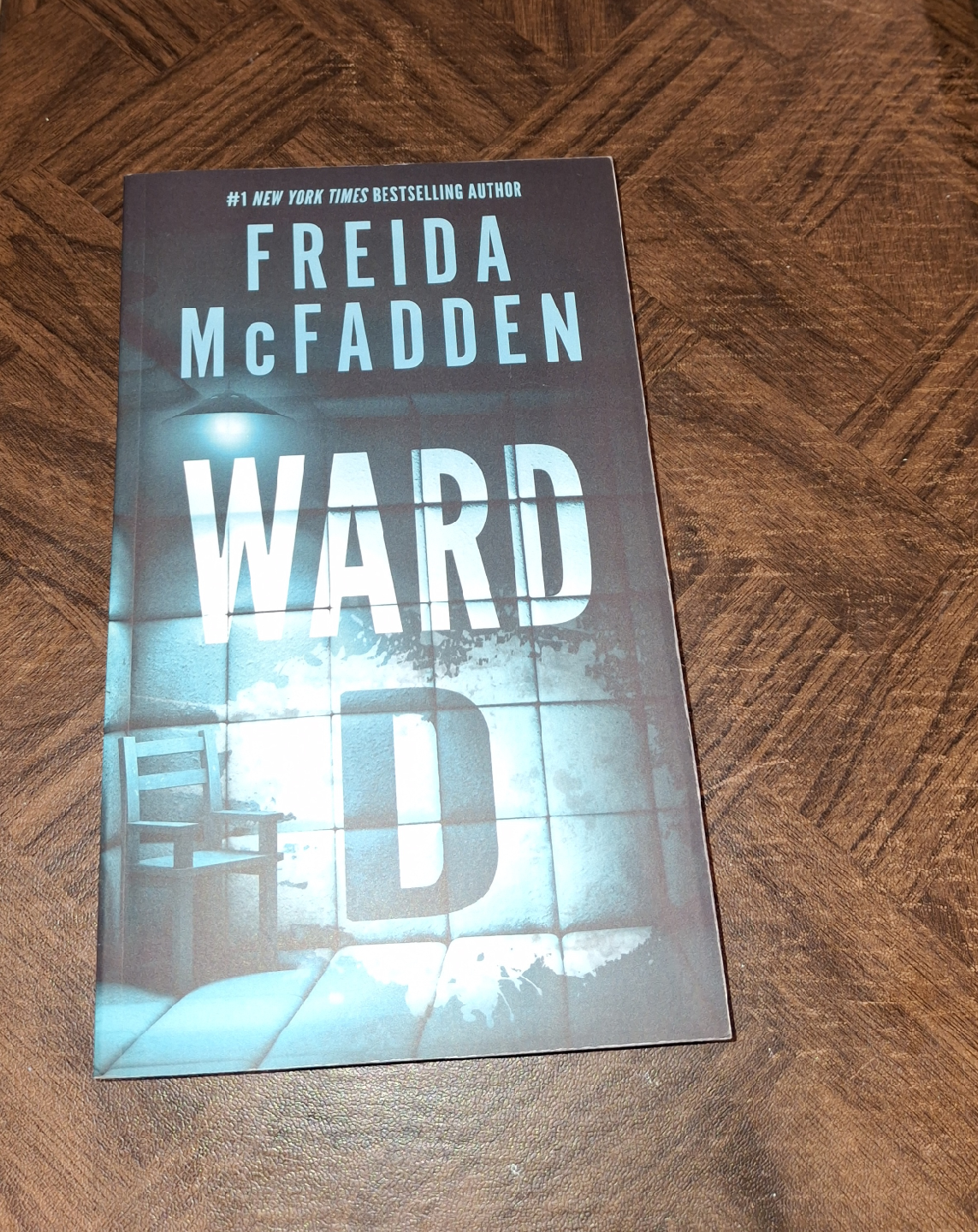 Freida McFadden $5 each