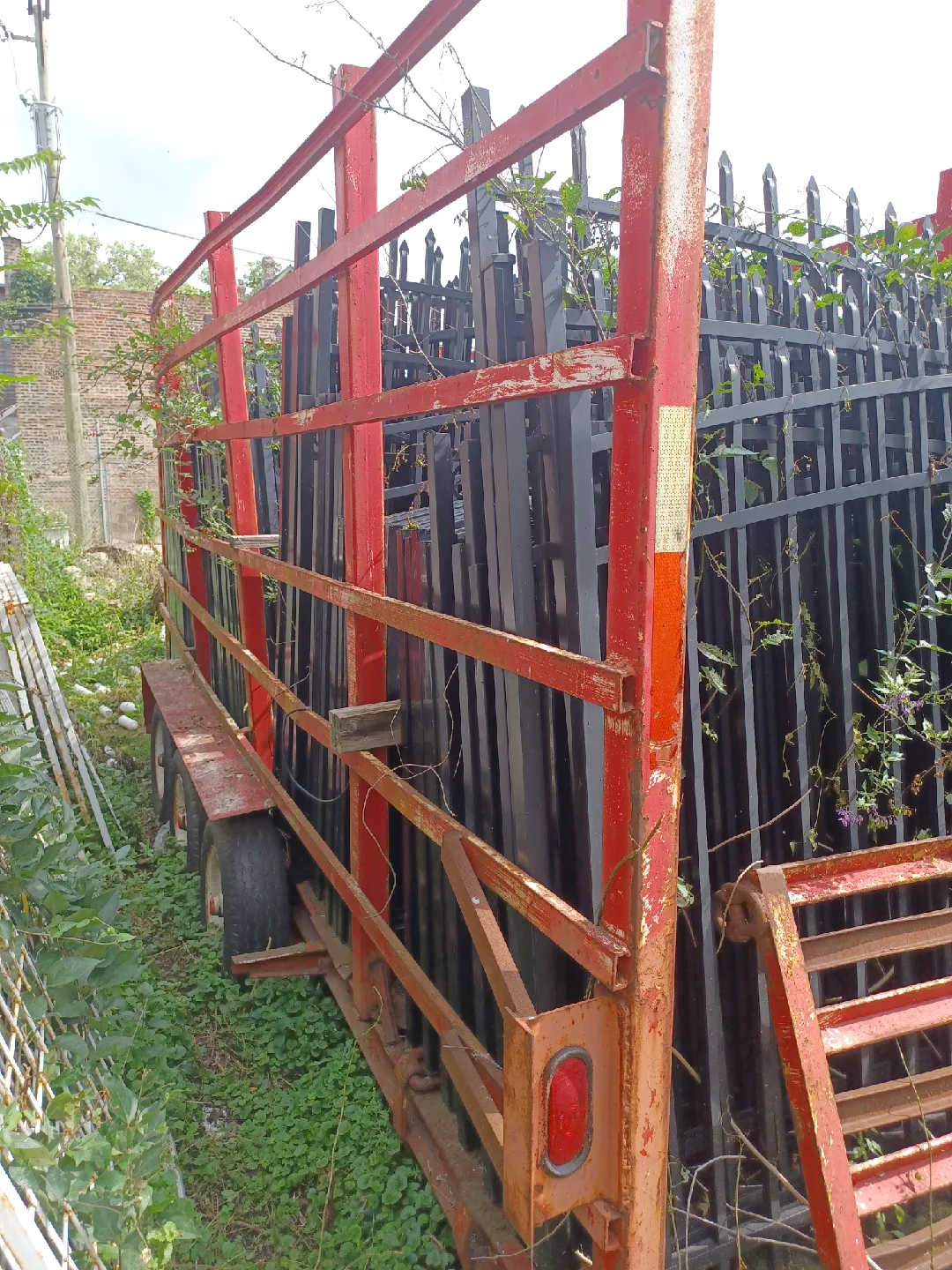 Brand new fence for sale image indicator(2)