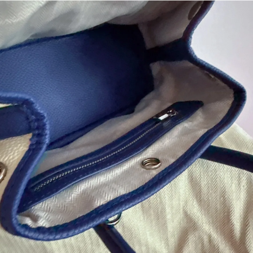 ❤️ Stylish Real Leather Hand/Crossbody Bag image indicator(5)