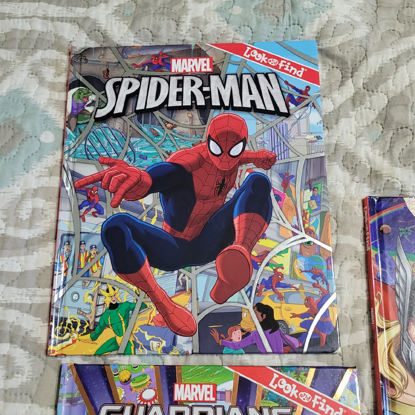 Lot of 3 Marvel "Look and Find " Hardcover Books image indicator(4)
