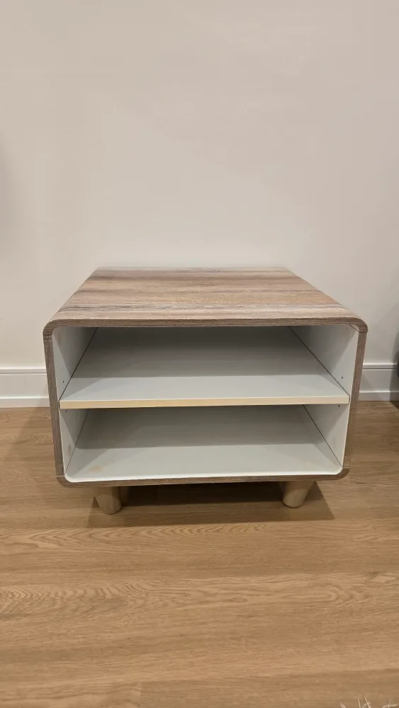 Unique and Stylish Wood-Look End Table image indicator(3)