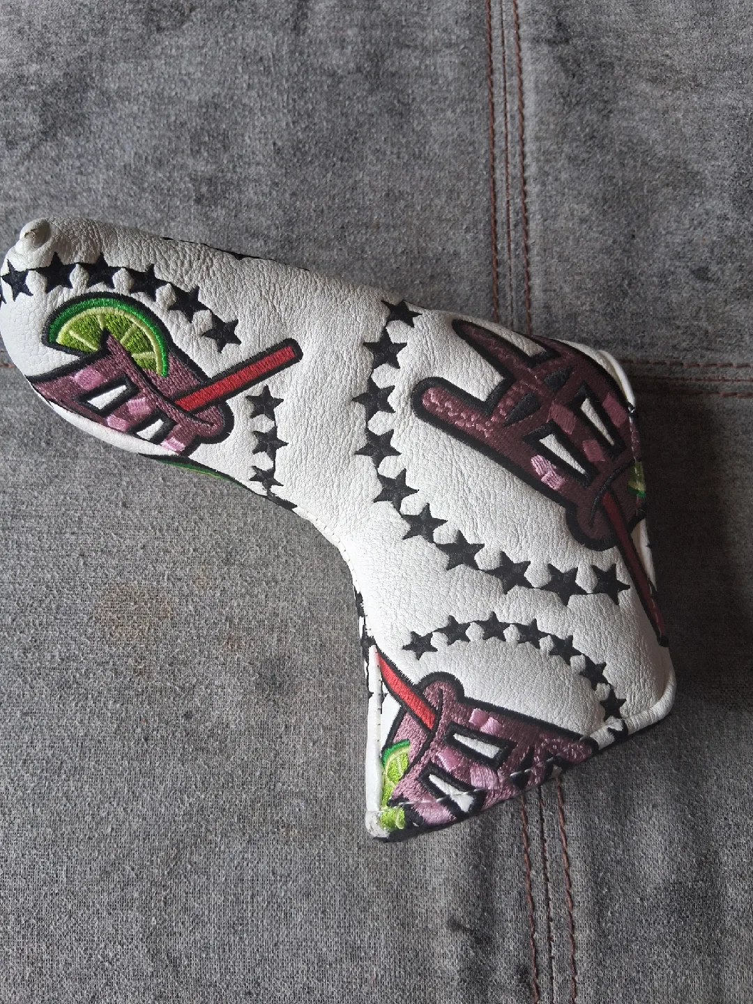 Golf Putter Head Cover image indicator(3)