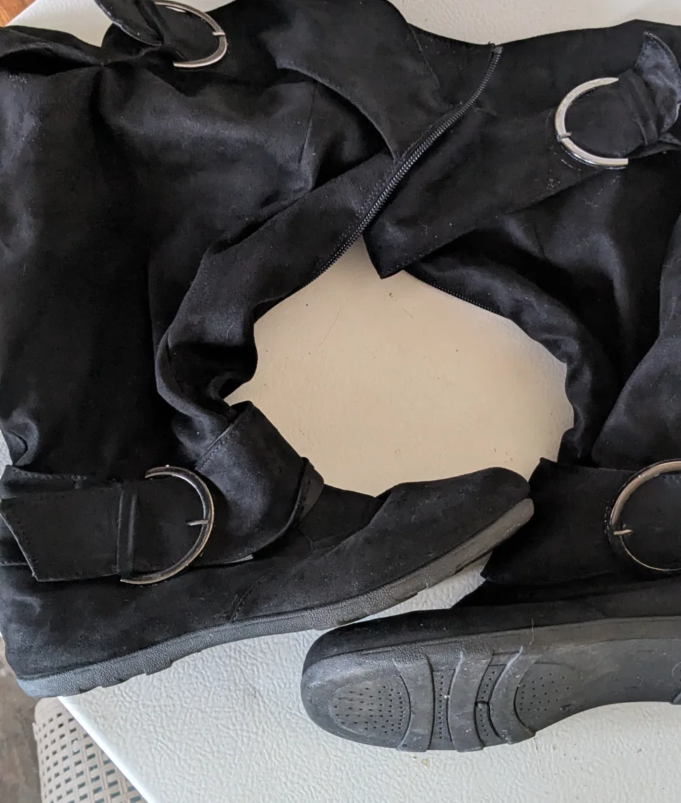 Black Suede-Like Boots image indicator(2)