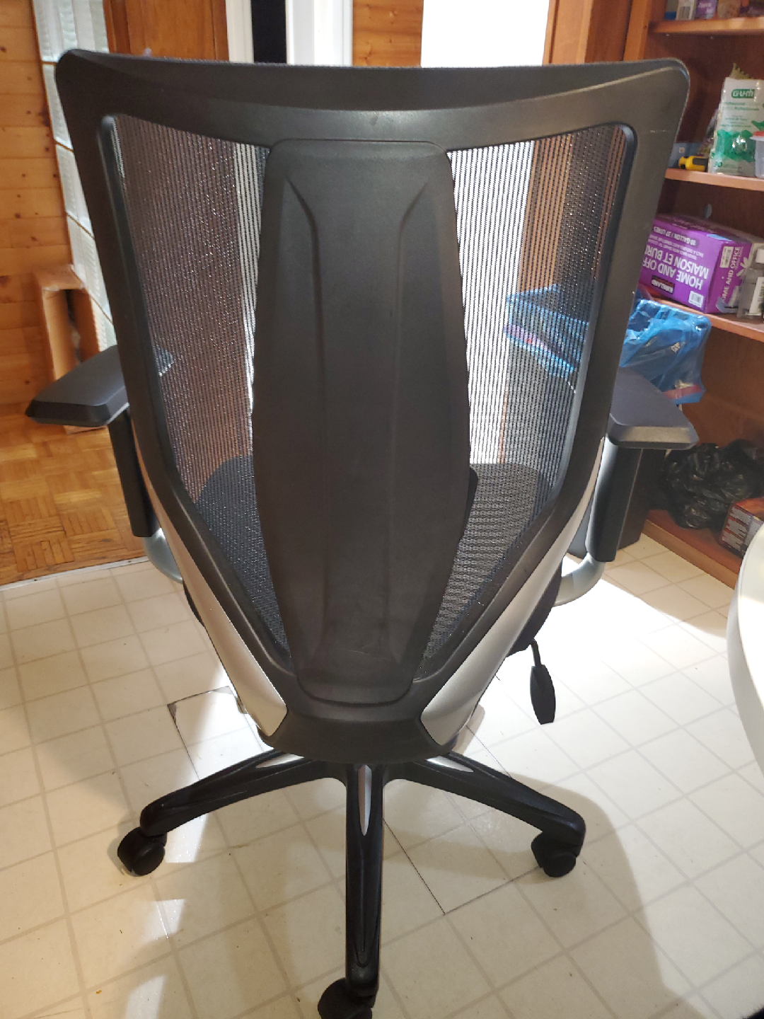 Black Mesh Office Chair - photo 2