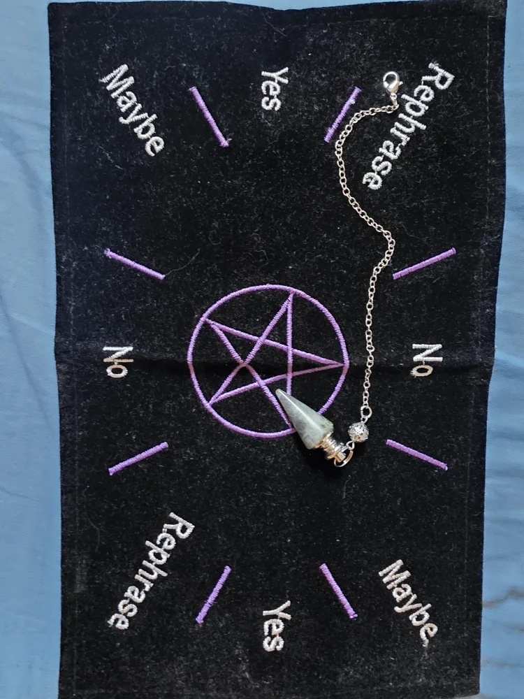 cloth Pendulum Board with labradorite Pendulum thumbnail