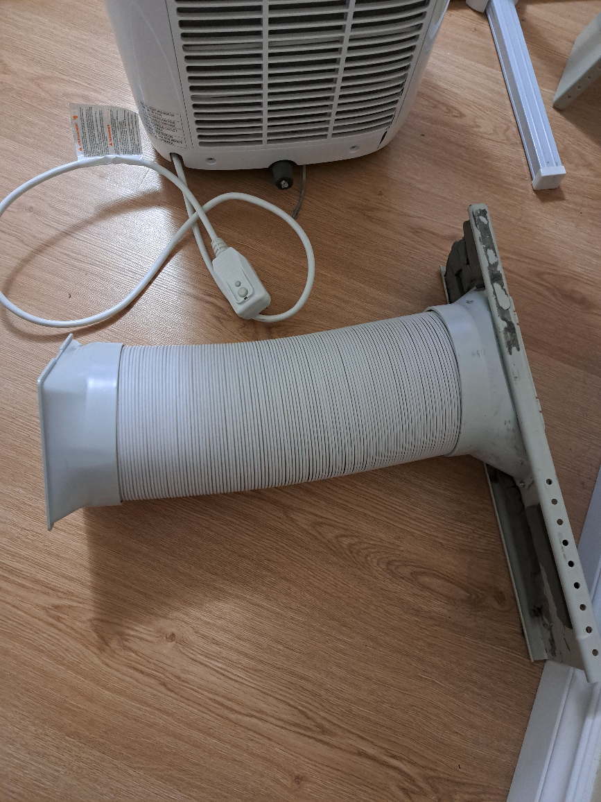 Hisense Portable Air Conditioner and Fan - photo 5