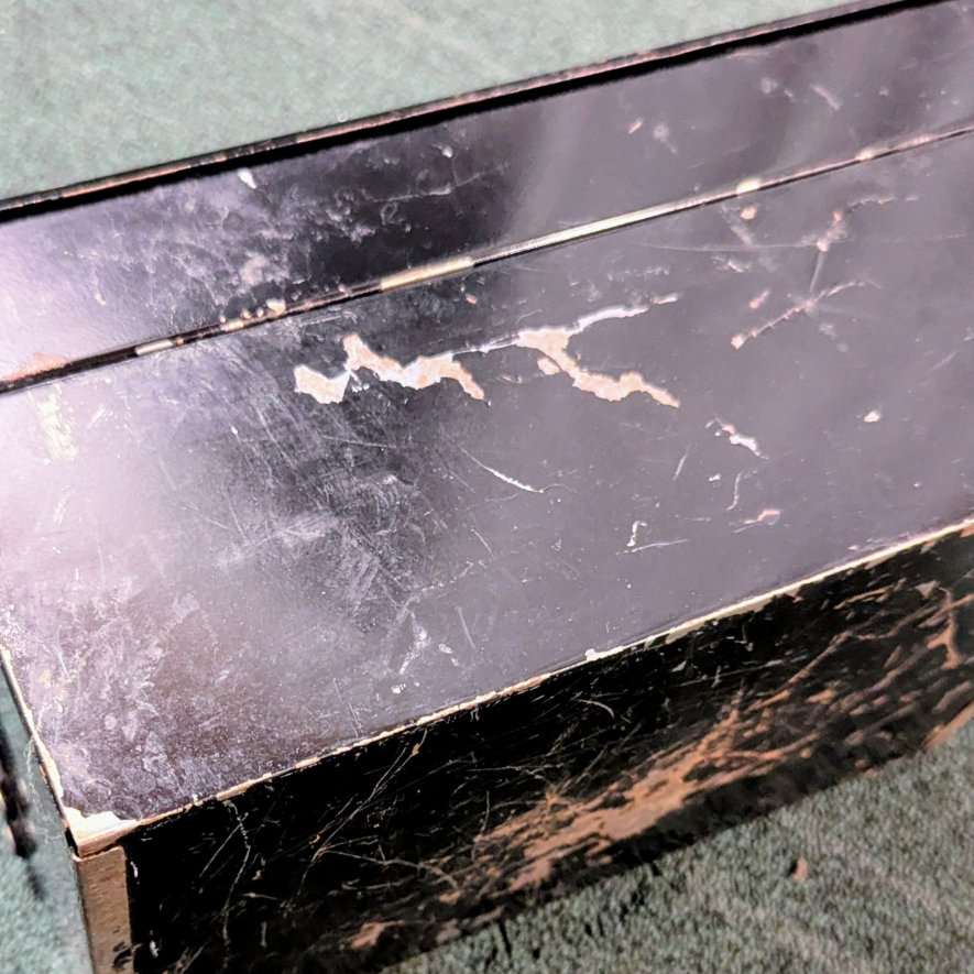 Vintage Black Metal Cantilever Toolbox - photo 4
