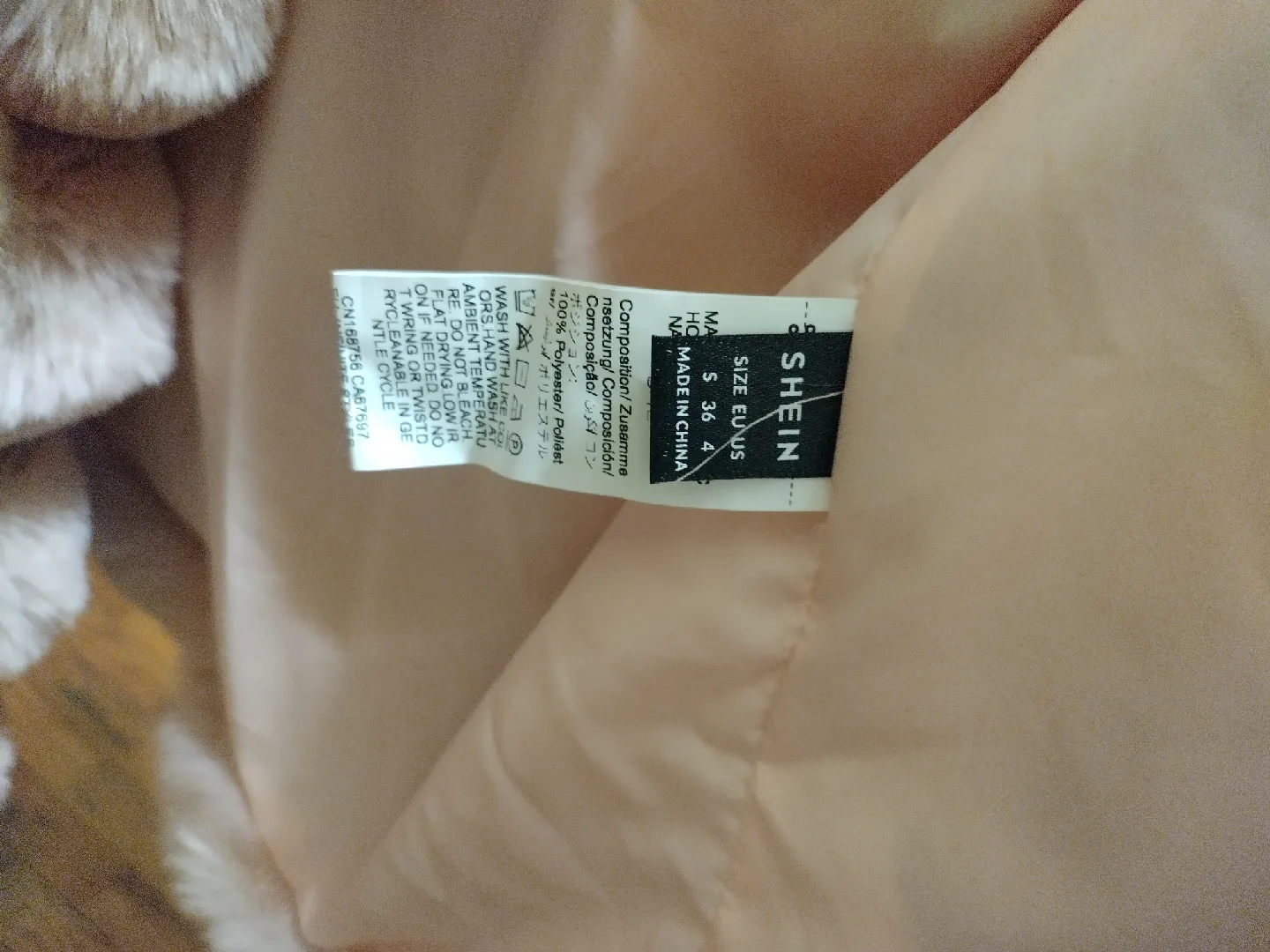 puffy pink jacket image indicator(3)