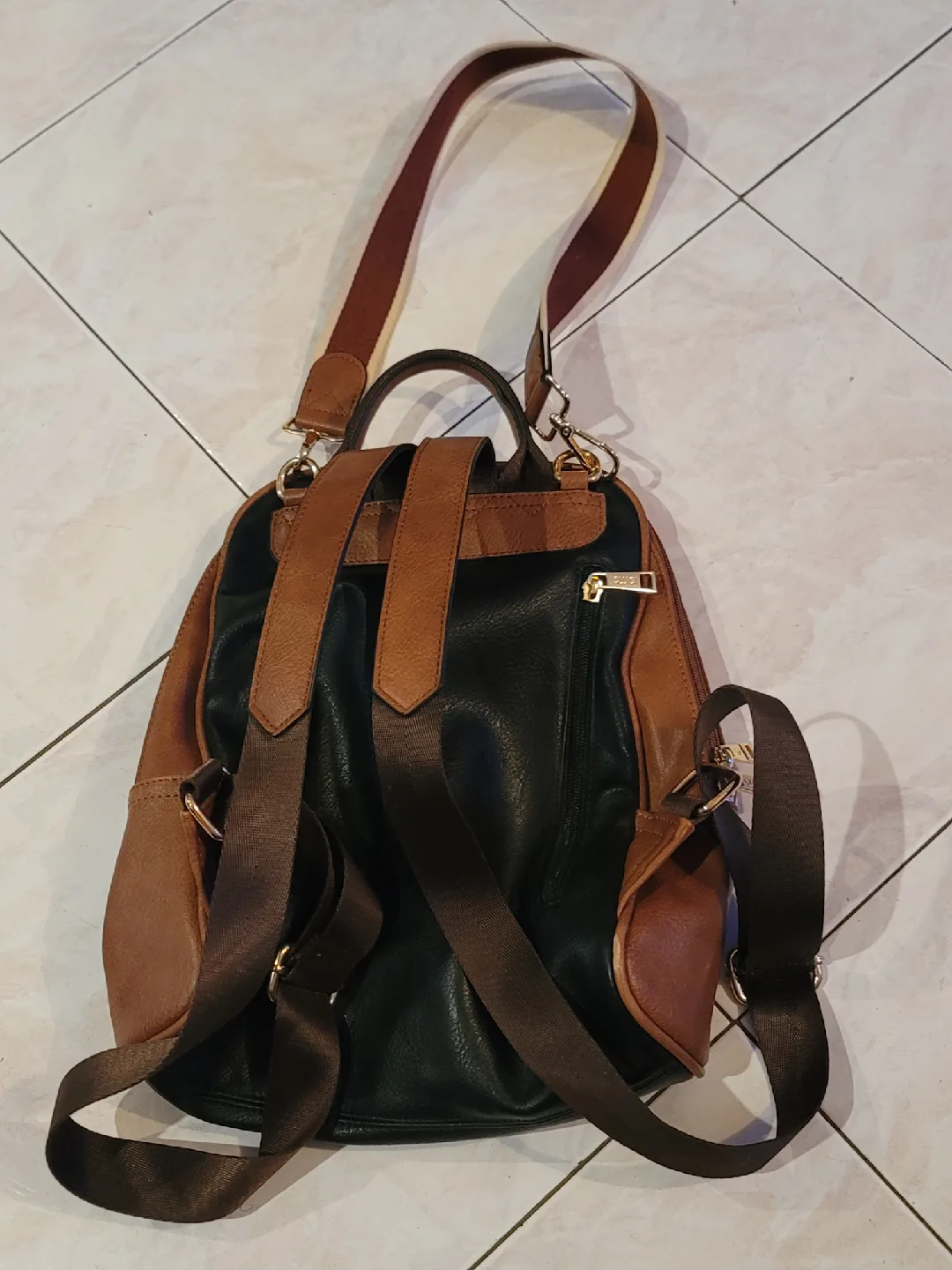 CLUCI Brown & Black Backpack image indicator(2)