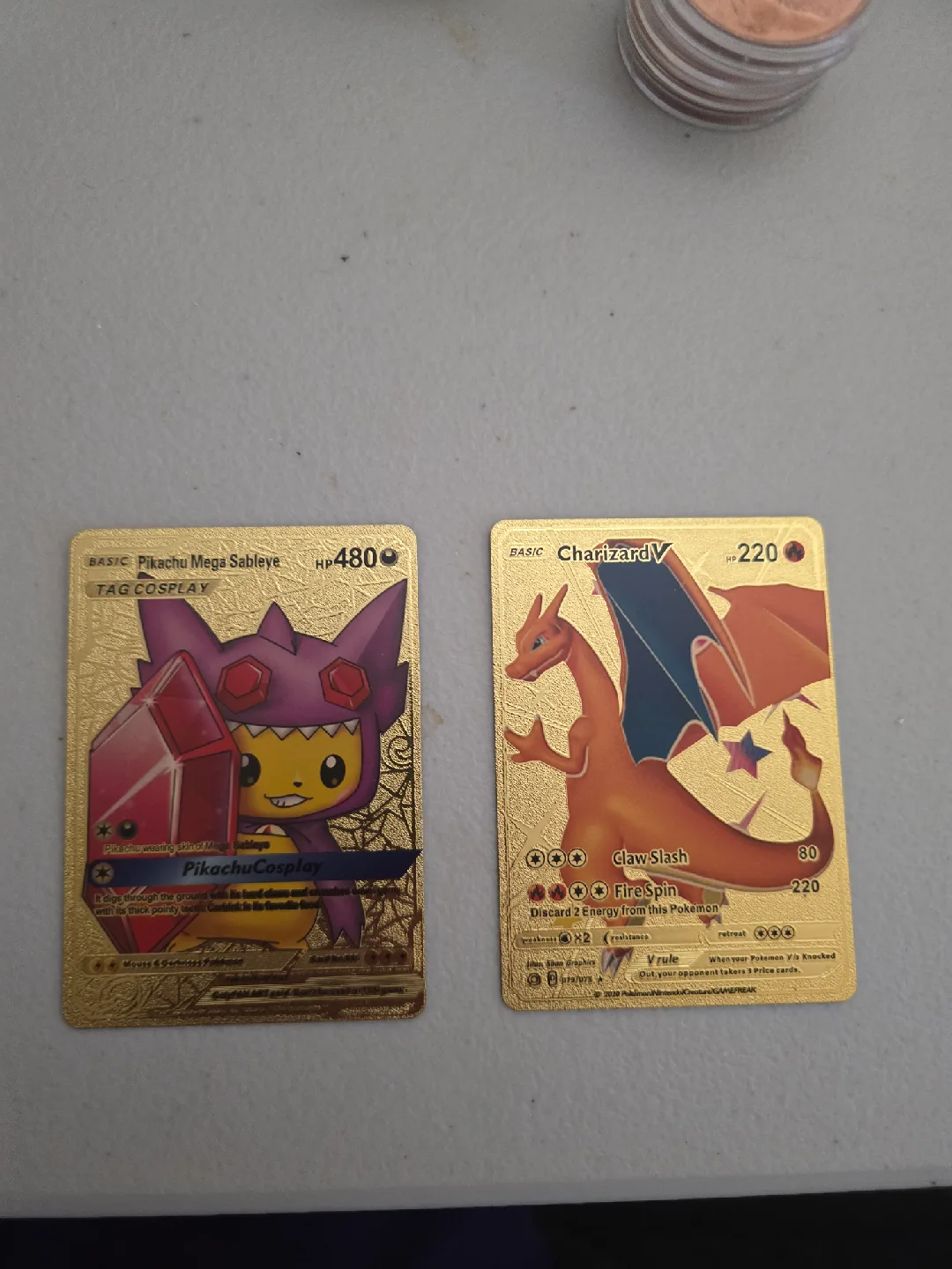 Pokémon Metal Cards - Pikachu & Charizard thumbnail