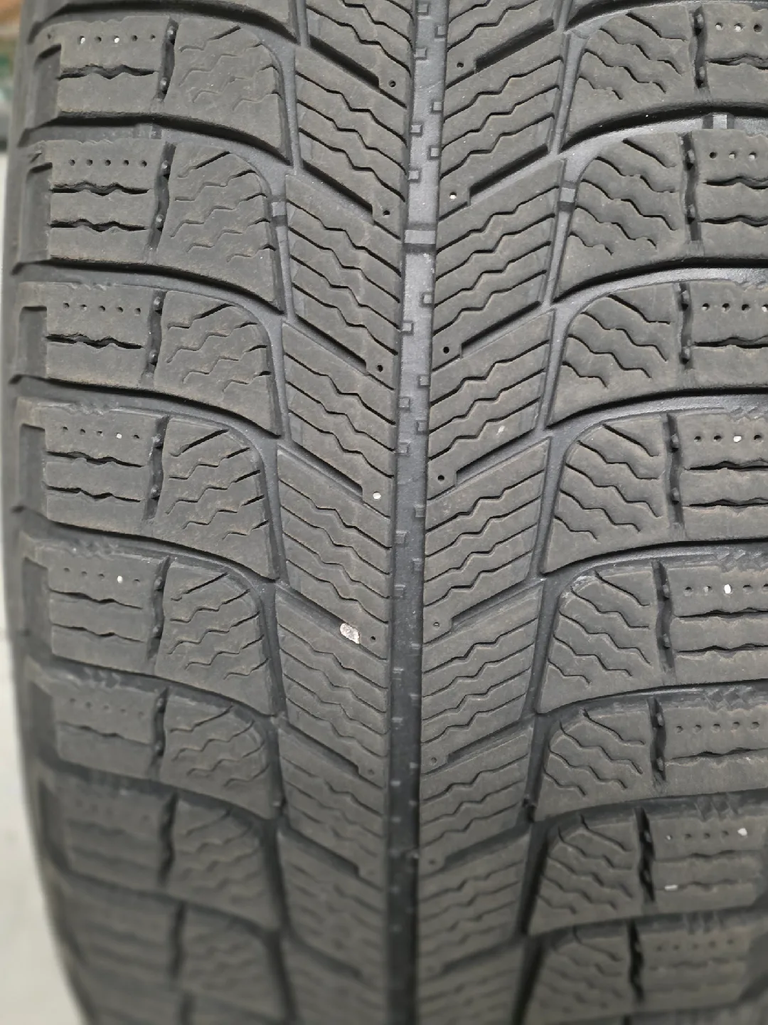 A set of Toyota Winter tires with rims for sale image indicator(3)