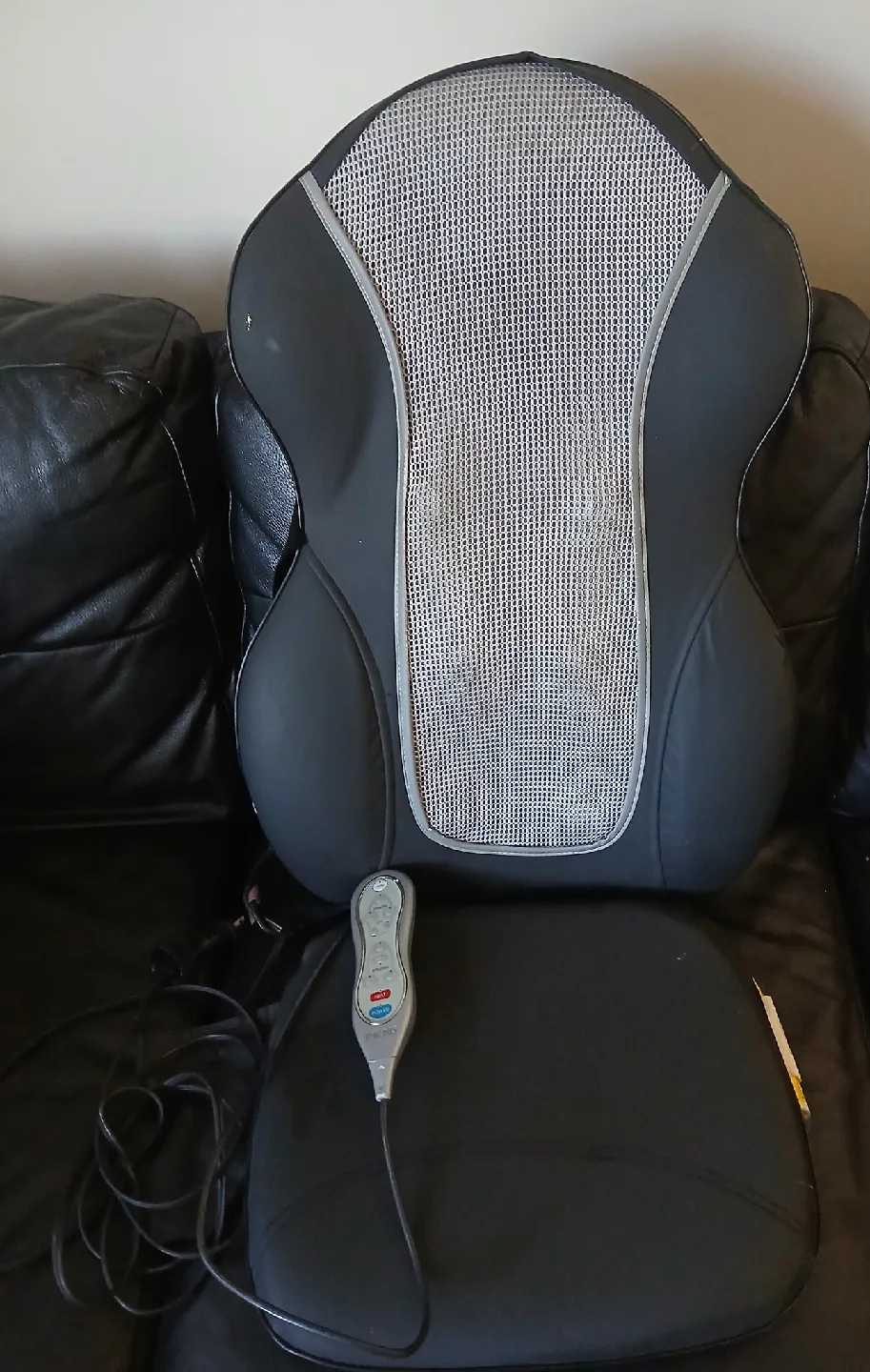 HoMedics Shiatsu Massage Cushion with Heat image indicator(2)