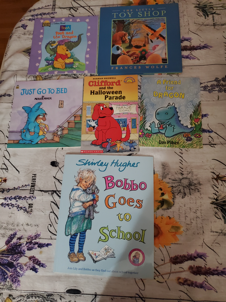 Children's Books - Pooh, Clifford, Dragon & More!