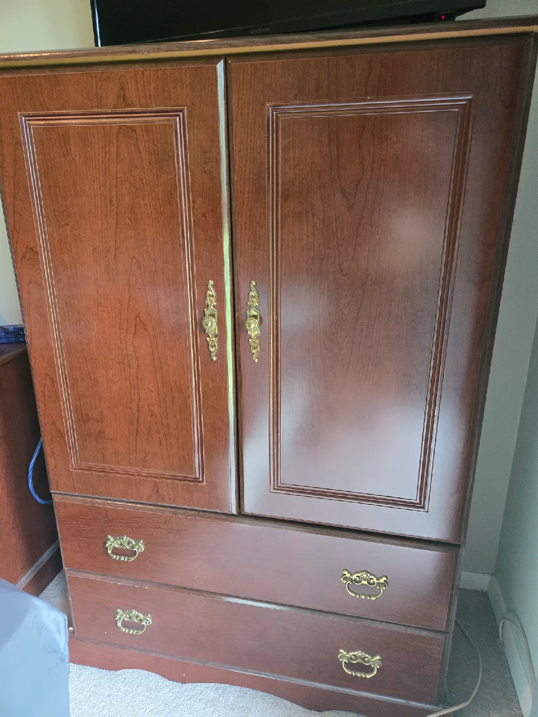 Bedroom Set - Dresser, Nightstand, Armoire image indicator(5)