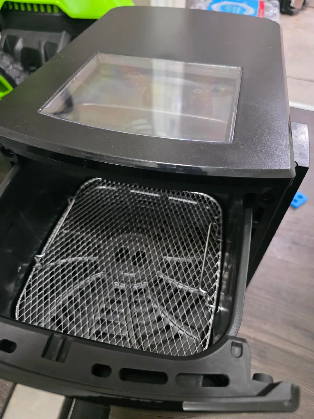 Gourmia Air Fryer - Like New! image indicator(5)