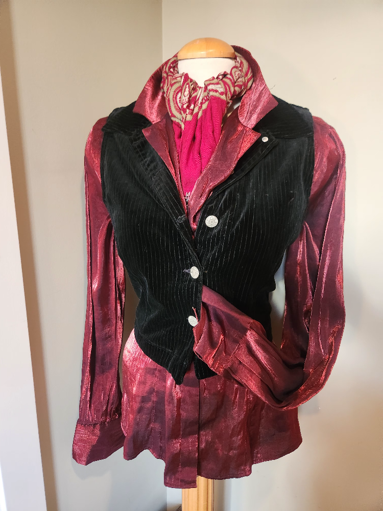 vintage GAP brand Black Velvet Pinstripe Vest size small