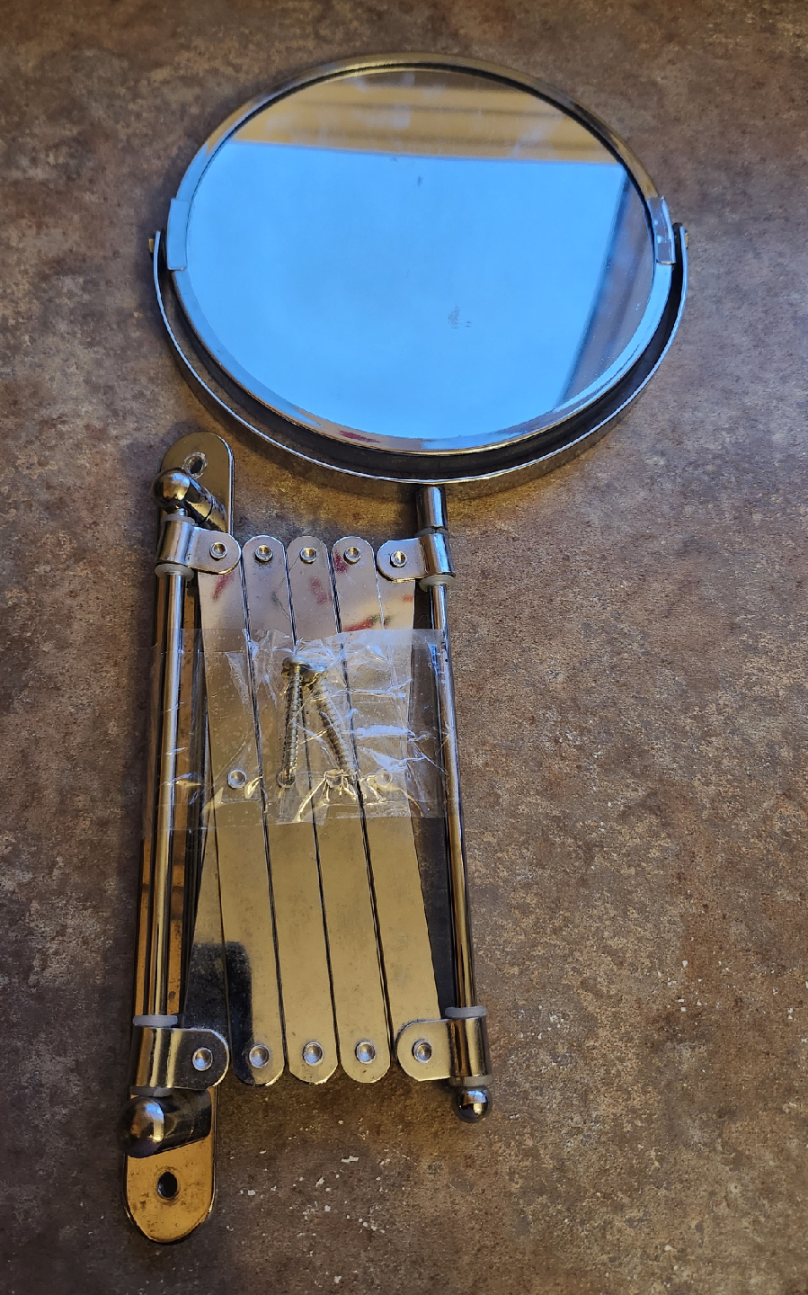 Extendable Wall Mount Makeup Mirror 🧡 - photo 2