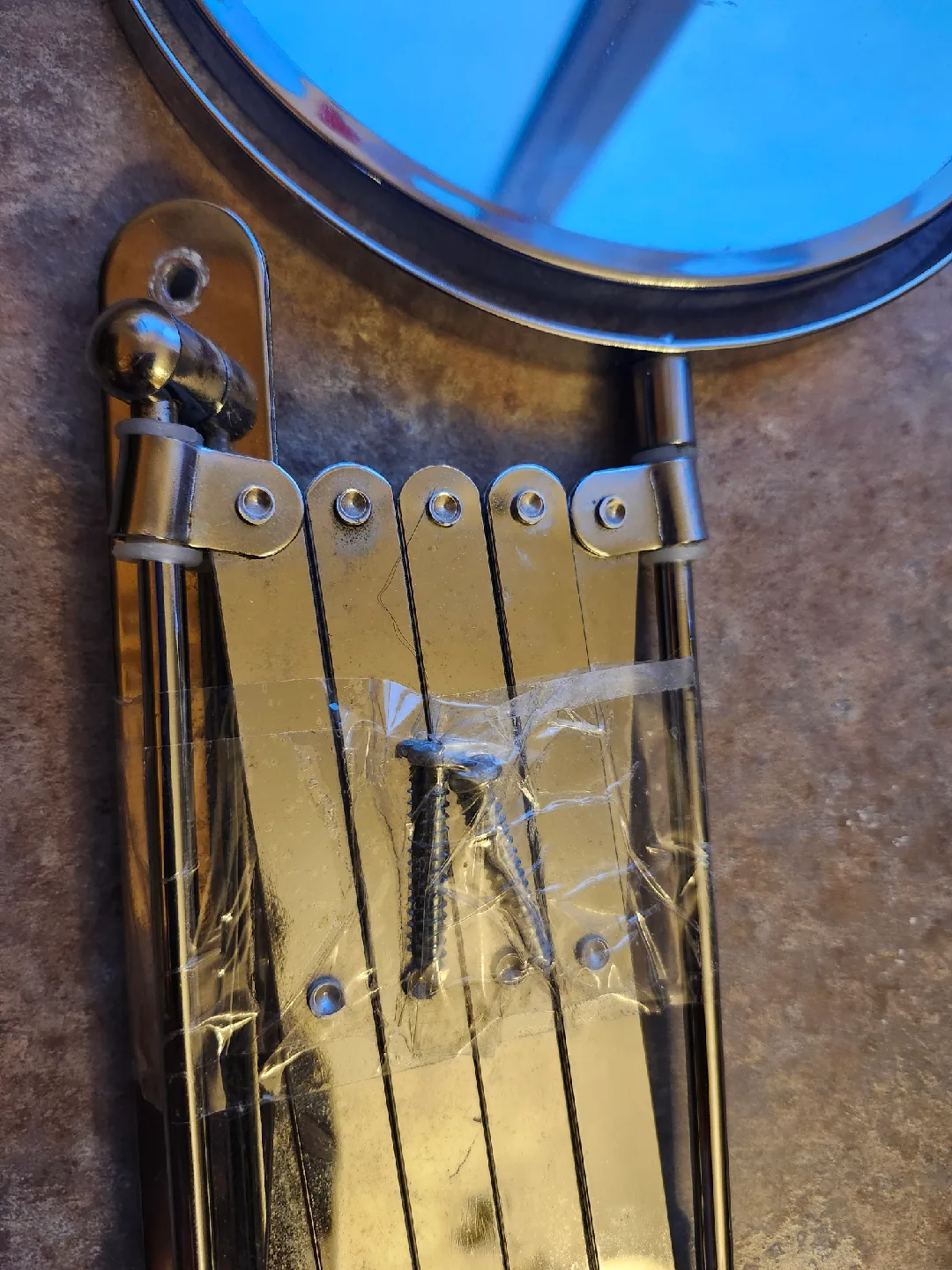 Extendable Wall Mount Makeup Mirror 🧡 image indicator(3)