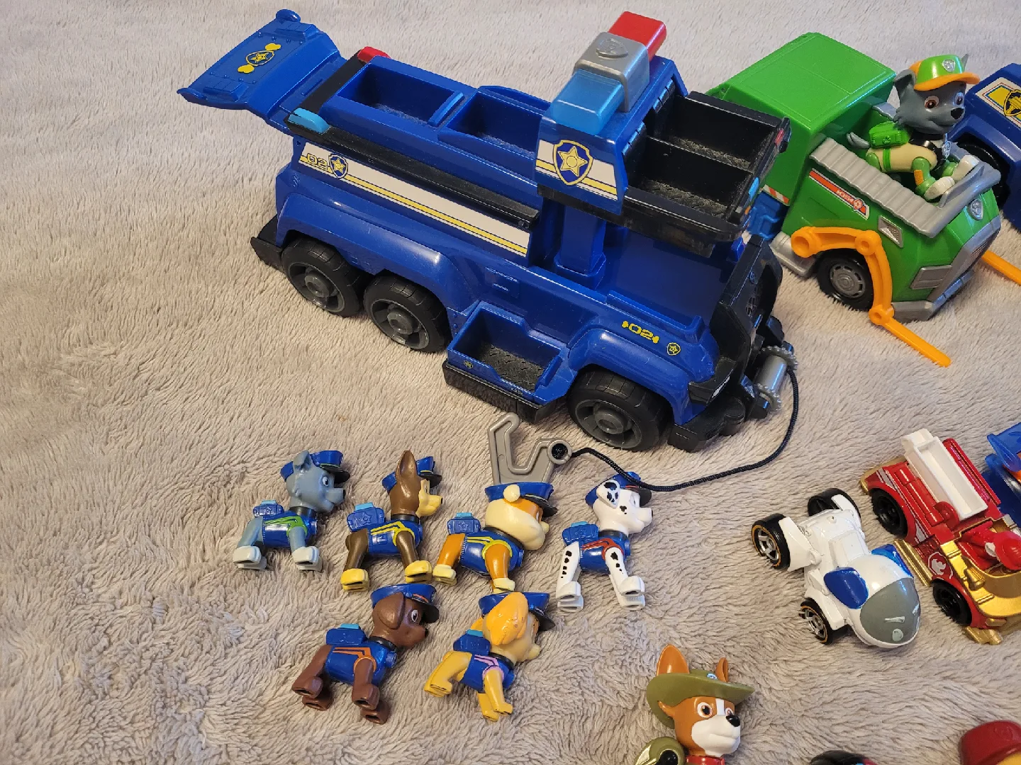 Paw Patrol toy collection image indicator(2)