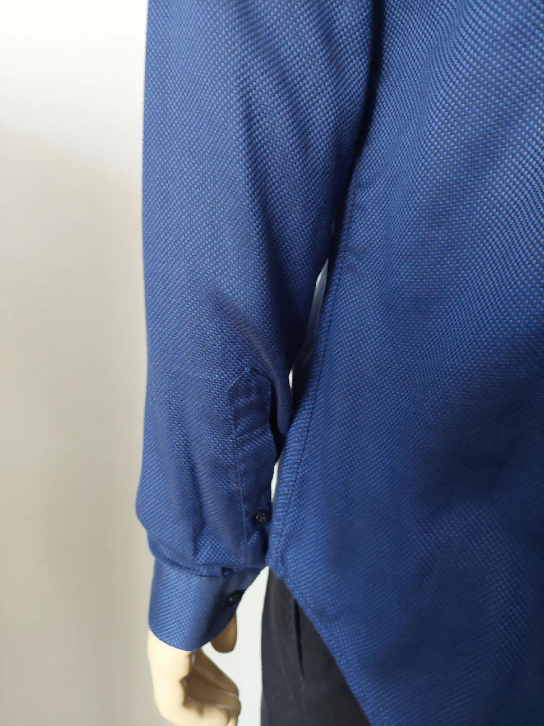 Zara Man Slim Fit Blue Shirt - Size L image indicator(7)