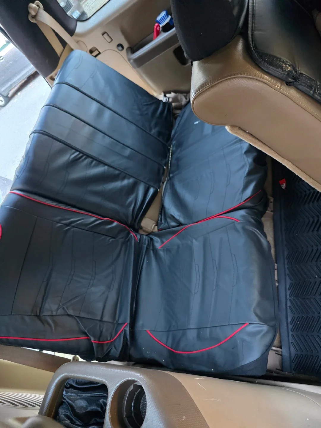 Honda Pilot SUV - Black image indicator(6)