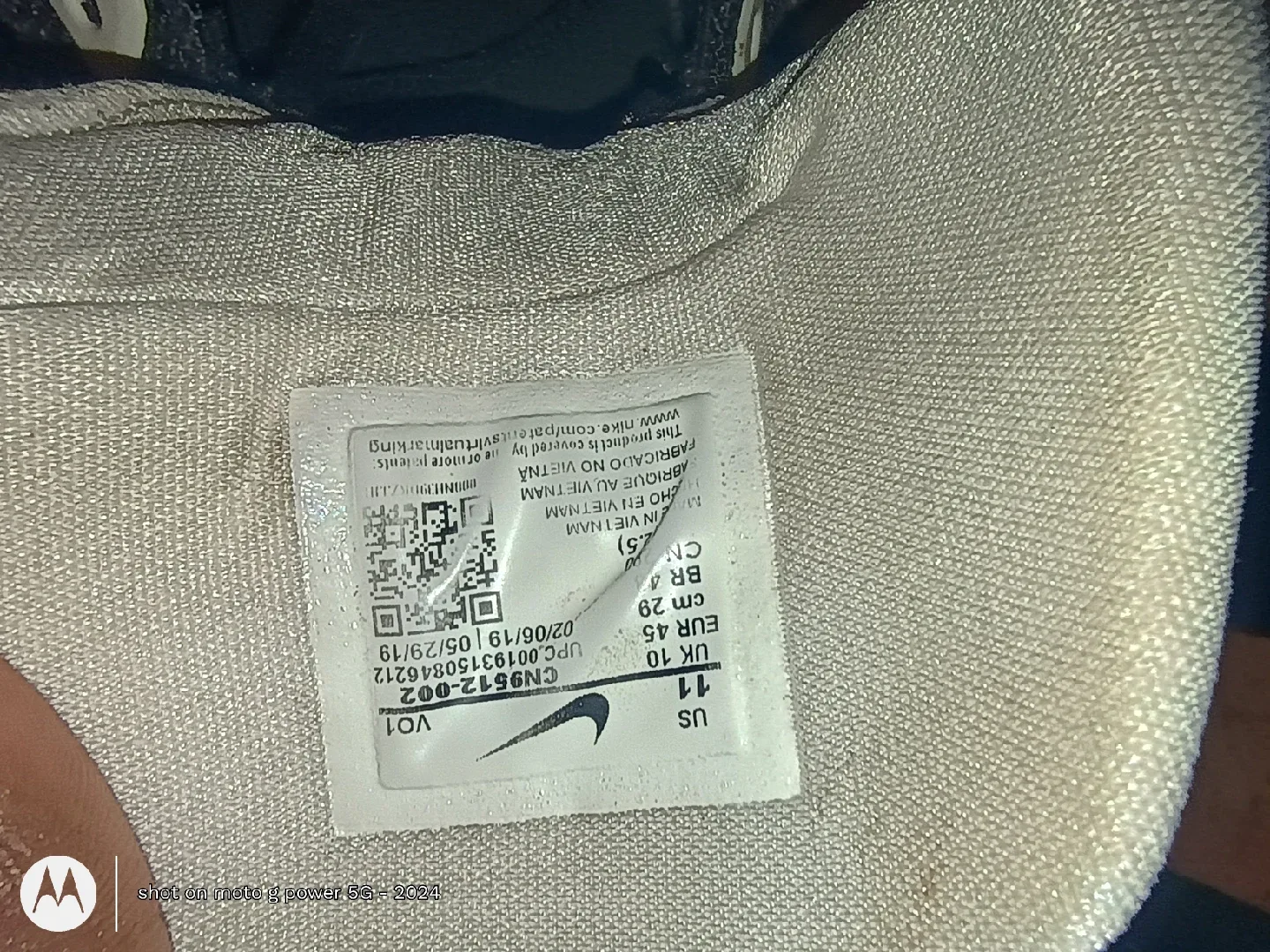 Nike PG P. George Basketball Shoes, US 11 image indicator(2)