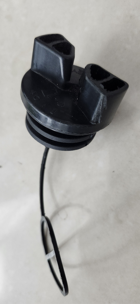 poulan chainsaw Oil Cap - photo 2