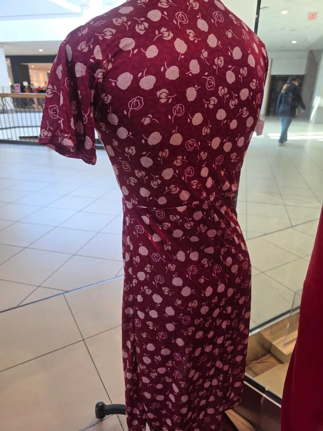 dresses on sale image indicator(3)