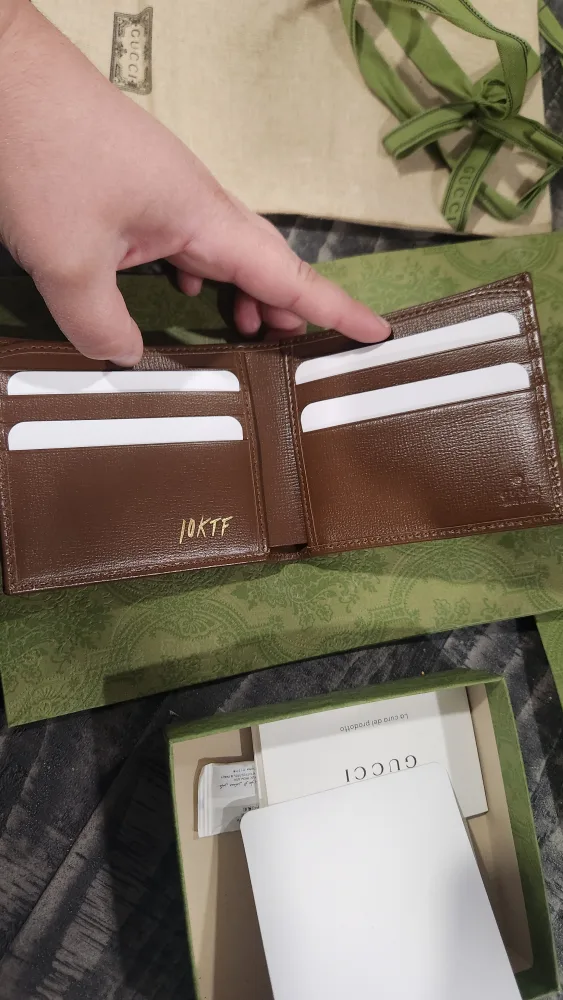 NEW limited edition NFT Gucci wallet image indicator(4)