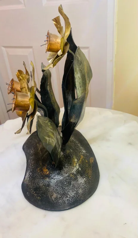 Metal Flower Sculpture, 11 Inches image indicator(3)