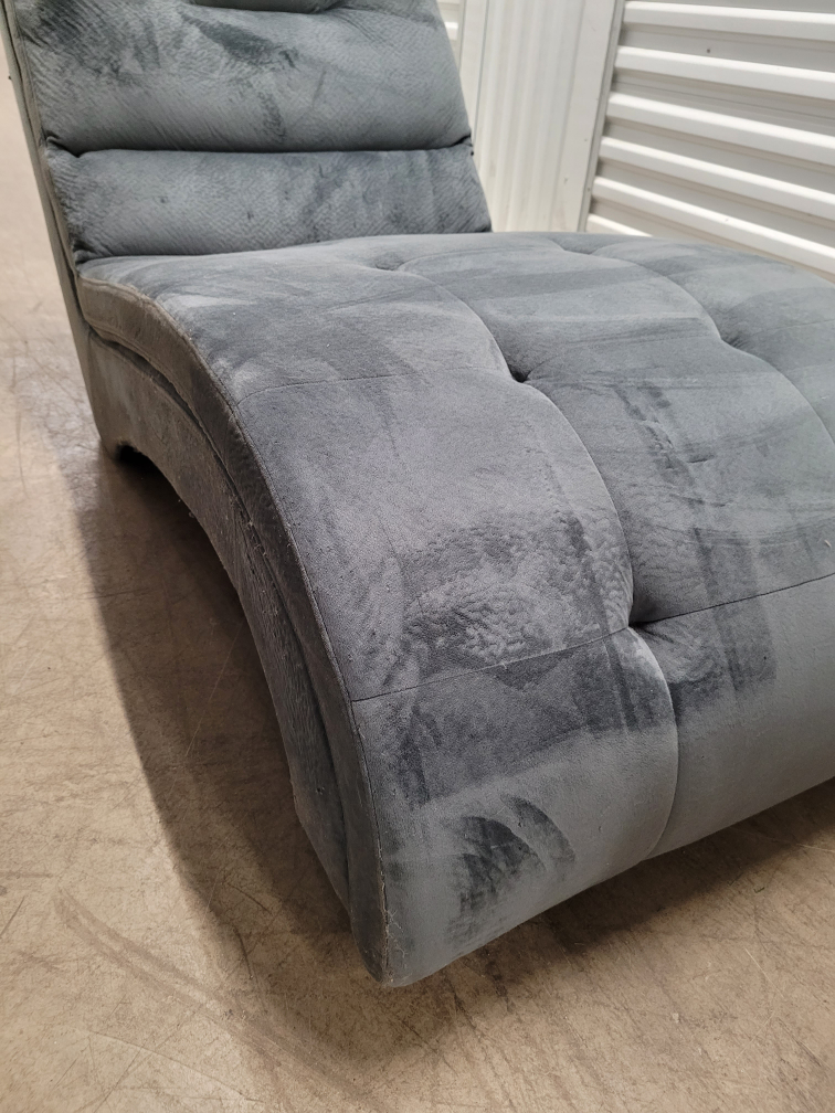 Gray Chaise Lounge Chair🥕🥕🥕 - photo 3