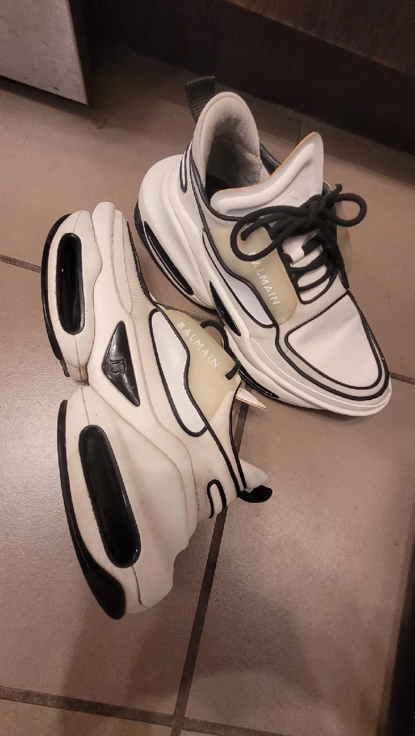 Balmain White & Black Sneakers image indicator(4)
