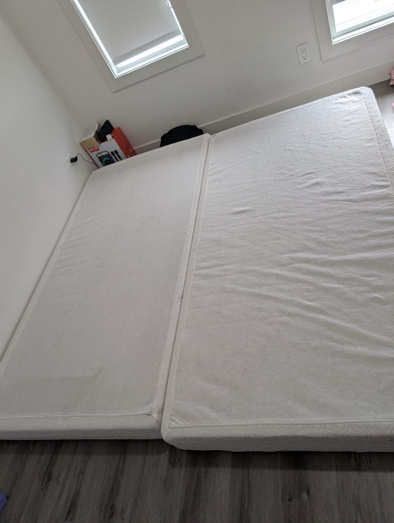 Twin Mattress from Sleep country - photo 3
