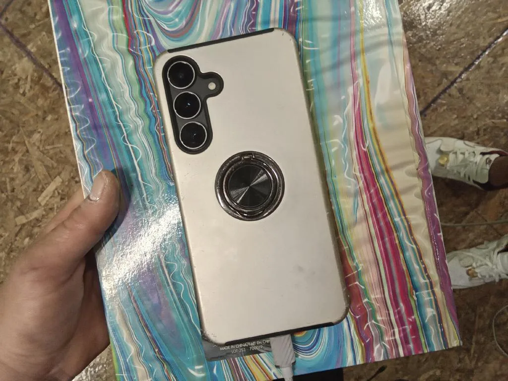 Samsung Galaxy S25FE - New image indicator(10)