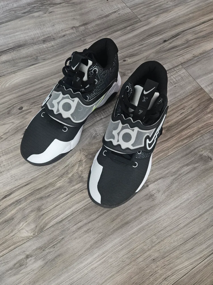 Nike KD Trey 5 X Basketball Shoes - Black/White - Size 10 image indicator(3)