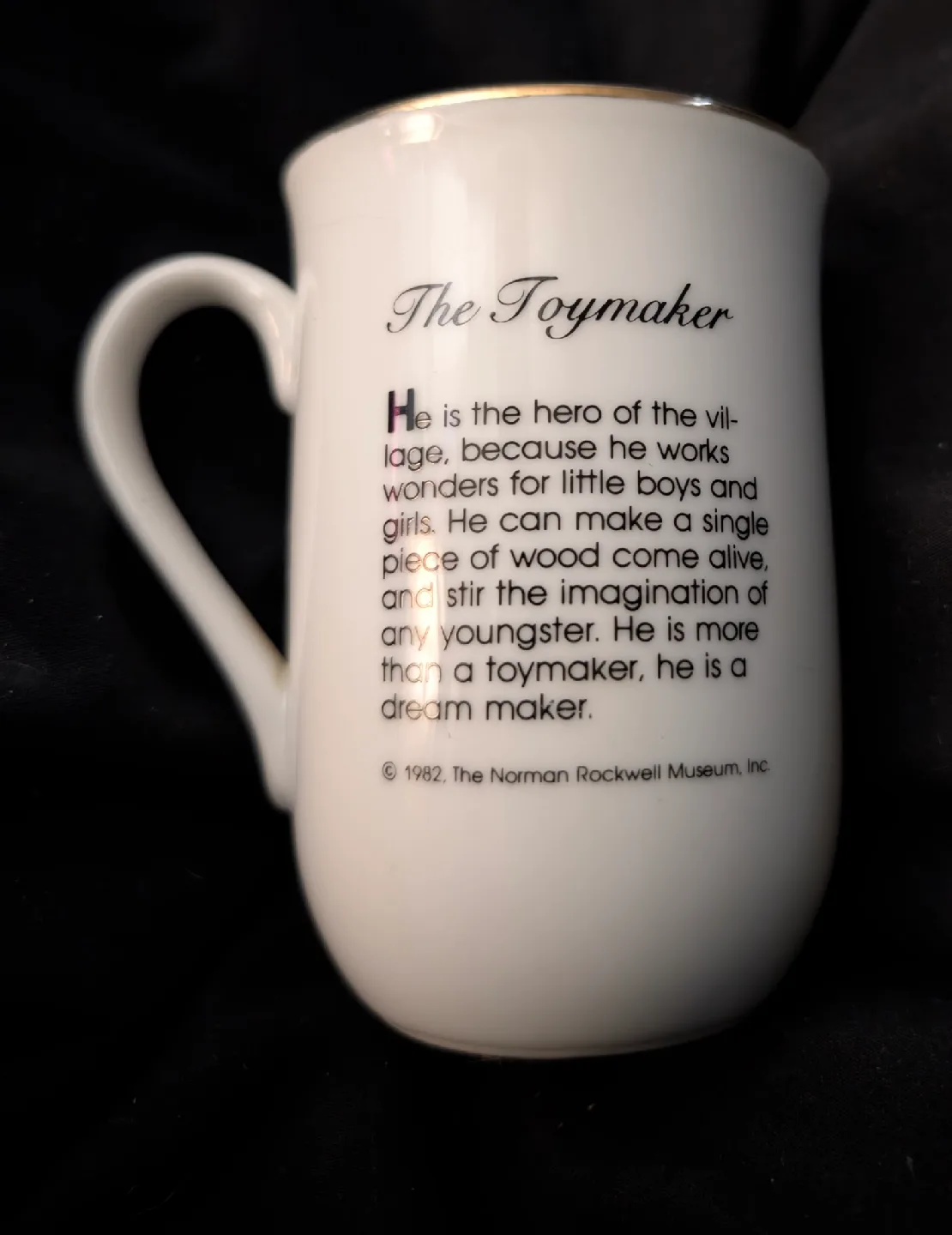 Norman Rockwell Collectible Mugs image indicator(7)