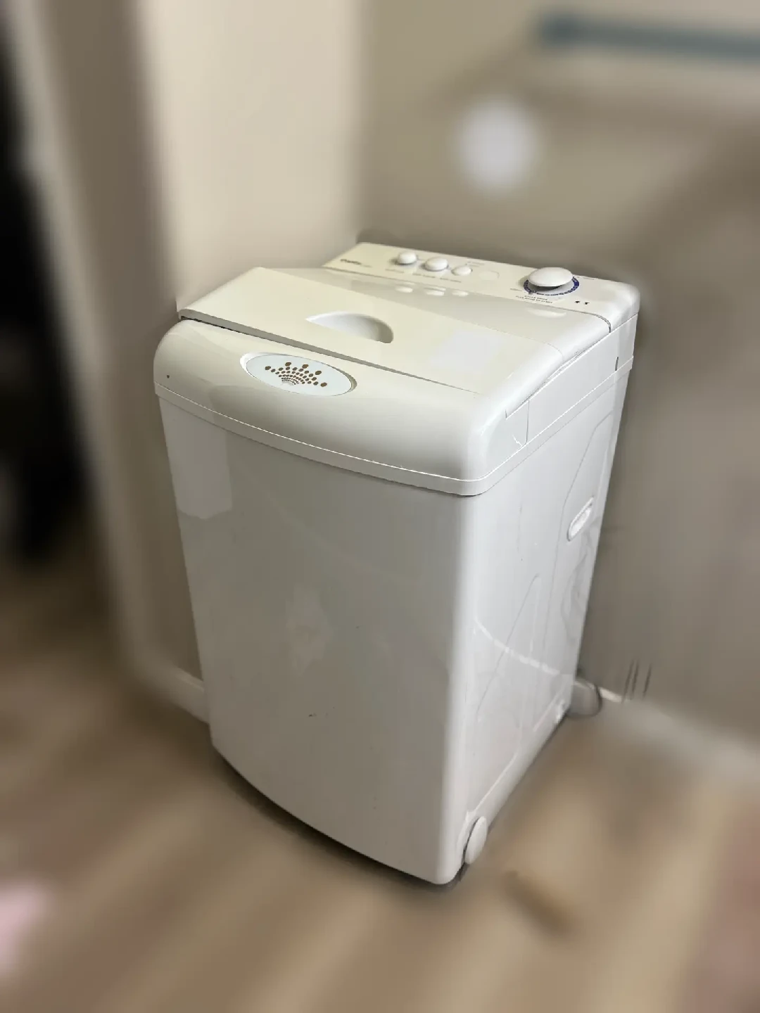 Danby Portable Washing Machine - photo 2
