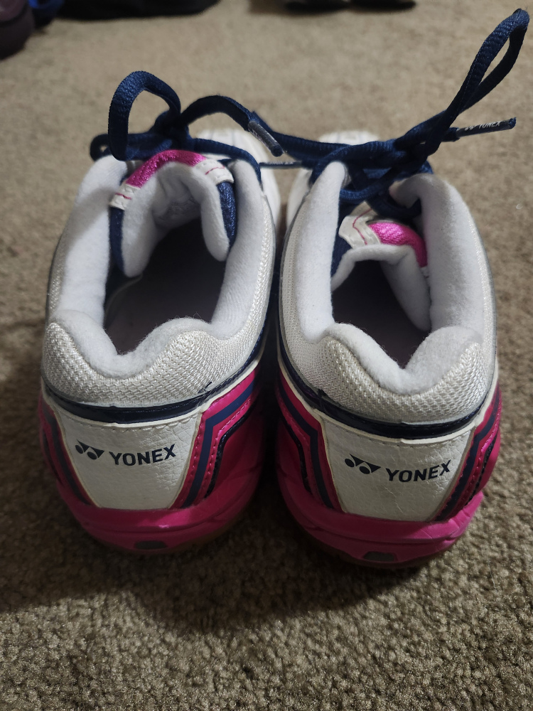 Yonex Power Cushion Women's Badminton Shoes - US 6 - photo 4