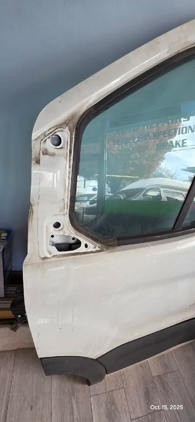 2017 Ford Transit White Side Door - Used Condition image indicator(3)